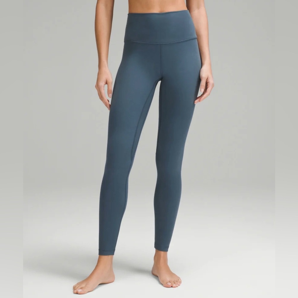 Lululemon full length size 4 leggings (dark blue/green/gray color)